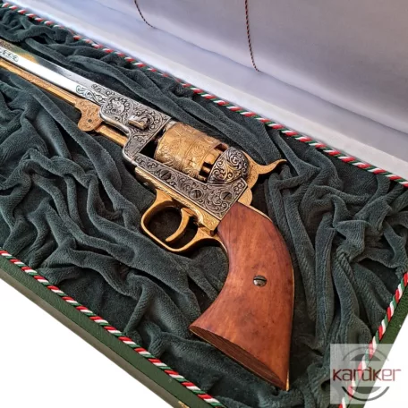 Colt 1851 Model Navy díszpisztoly