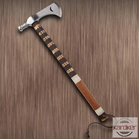 Half Moon Tomahawk